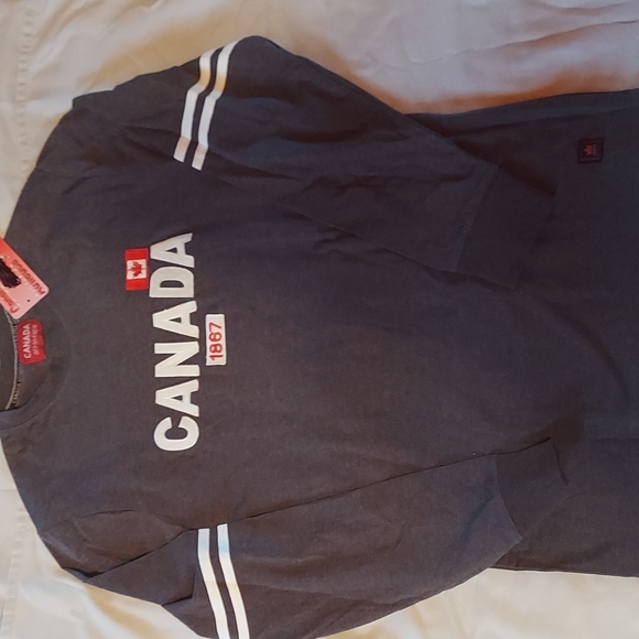 Mens/ Youth Canada 1867 long sleeve t-shirt - Picture 1 of 8
